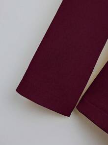 GlowEve CURVE 女士加大码金色纽扣装饰西装外套+百褶裙，优雅日常通勤百搭简约时尚黄色两件套 - 中紫紅色 - 查看 5