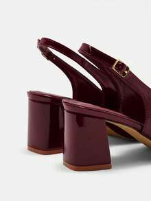 CUCCOO CURVES 女士尖头搭扣设计日常百搭时尚宽楦高跟鞋 - 酒紅色 - 查看 9