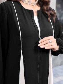 Al Najma 优雅纯色阿拉伯风格女式连衣裙，日常穿着 - 黑色 - 查看 7
