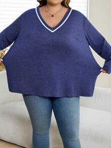 SHEIN CURVE+ Talla grande US22 Camiseta de punto de manga larga con cuello en V y borde acanalado en contraste, ideal para festivales de música, vacaciones en la playa y estilo bohemio - Neblina azul - Ver 4