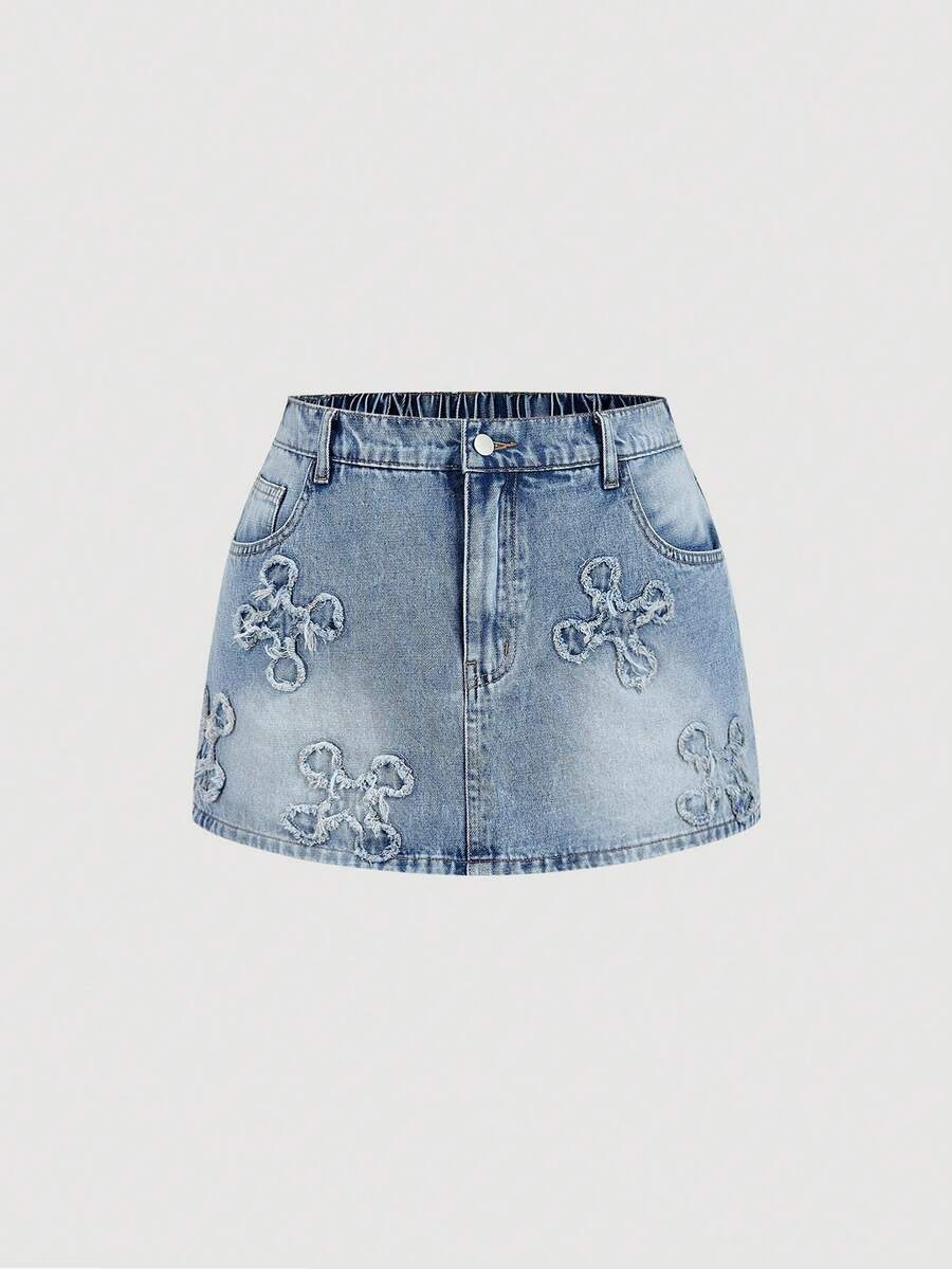 Sweetra Plus Size Fashionable Embroidered Casual Denim Shorts - Light Wash - View 1