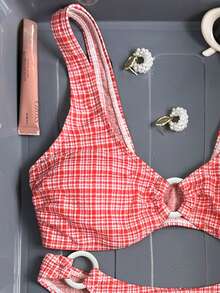 Swim Vcay Conjunto de 2 piezas de traje de baño para mujer con top halter sin espalda con volantes y shorts de pierna alta, en estilo casual de resort, con tela de punto a rayas rojas y blancas y ribete blanco - Multicolor - Ver 7