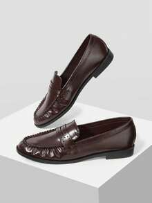 MOTF 女士休闲日常办公通勤学校风PU皮褶皱圆头平底乐福鞋 - 咖啡棕 - 查看 10