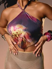 MISSGUIDED Halter Neck Floral Print Crop Top With Tie Back Detail For Summer Festival Occasions - Multicolor - View 4