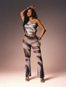 MISSGUIDED Women's Flare Leg Chain Detail Trousers High Rise Abstract Print Pants Fall Fashion Statement Bottoms - Multicolor - View 2