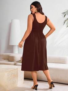 EMERY ROSE Gaun Maxi Kasual Musim Panas Berlipit Cokelat Ukuran Besar untuk Wanita - Coklat - View 2