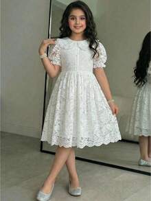 SHEIN 少女春夏时尚优雅娃娃领泡泡袖蕾丝网纱A字连衣裙，白色蛋糕裙，适合春夏度假、节日、正式场合、派对、生日、日常穿着、家庭聚会和特殊场合，可爱、优雅、复古时尚。可与妈妈、女儿和姐妹同款。 - 白色 - 查看 1