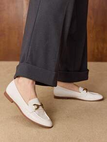 MOTF 休闲舒适金属细节平底鞋 - 糯米白色 - 查看 7