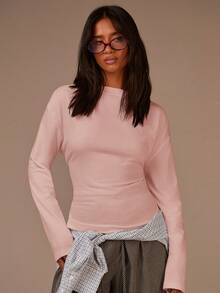 Athîral Women's Solid Color Minimalist Waist Cinching Long Sleeve T-Shirt - Baby Pink - View 4