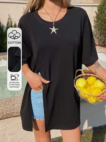 DAZY 女士圆领开衩下摆宽松休闲T恤，度假风 - 黑色 - 查看 1