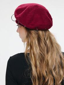 ROMWE Grunge Punk 1 pieza Boina estilo punk con remaches circulares huecos, Gorra de periódico con colgante redondo Y2K, Artículo de moda personalizado para uso diario - Burdeos - Ver 2