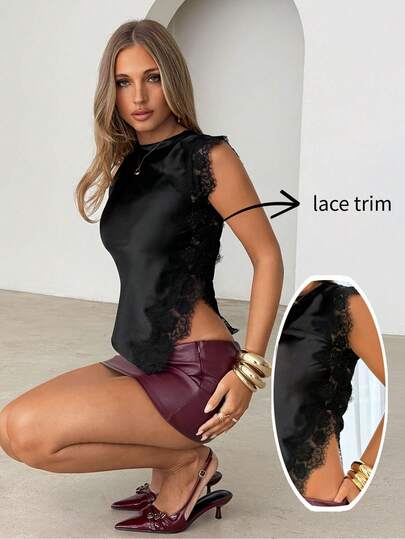 Siren Gaze Kadınlar için Düz Renk Dantel Yama Detaylı Kolsuz Bluz