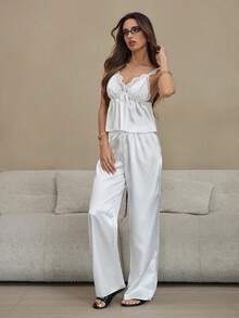 HautHeat 女士蕾丝拼接吊带睡衣套装，日常穿着 - 白色 - 查看 3