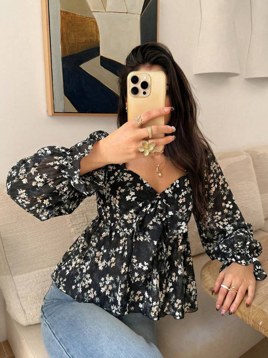 Serisse Women's Sweetheart Collar Long Sleeve Floral Ruffle Hem Casual Elegant Blouse - Black - View 1