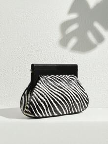 SHECARRY 女士手拿包，随机图案 - 黑與白 - 查看 4