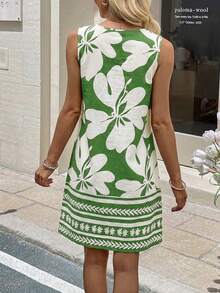 SHEIN LUNE Plus Size Colorblock Print Round Neck Sleeveless Dress - Green - View 2