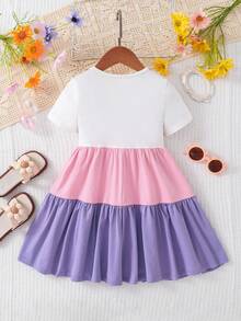 Emery Rose Kids Emery Rose Kids Abito casual a maglia con collo rotondo, blocchi di colore e decorazione floreale 3D per ragazze giovani - Multicolore - Visualizzare 2