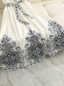 GlowEve New Design Retro Elegant Placement Print Flowy Dress - Multicolor - View 7