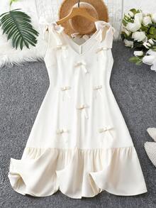 SHEIN LUNE 大码女式碎花打结露肩休闲夏季连衣裙 波西米亚风夏季装扮 复古波西米亚风夏季穿搭 春假狂欢派对穿搭 春假穿搭 - 白色 - 查看 1