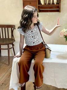 Elladie kids 女童纹理面料短袖纽扣后背T恤和休闲长裤两件套 - 棕色 - 查看 7