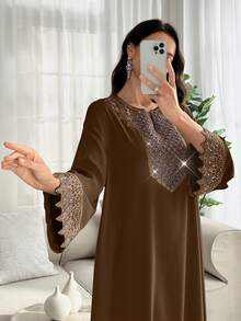 SHEIN Najma Elegantes Kleid mit V-Ausschnitt, Glockenärmeln und Perlendekor mit Blumenmuster, Frühling/Sommer - Kaffeebraun - Übersicht 1