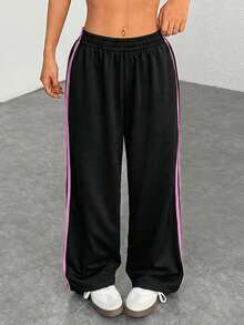 SHEIN EZwear Quần dài nữ cỡ lớn màu đen kẻ sọc bên hông, kiểu dáng tối giản và thời trang, phù hợp cho trang phục thường ngày, mùa tốt nghiệp, tựu trường, lễ tốt nghiệp, trang phục giáo viên nữ, trang phục thể thao học đường mùa tựu trường, bộ đồ thể thao nữ. - màu đen - Xem 9