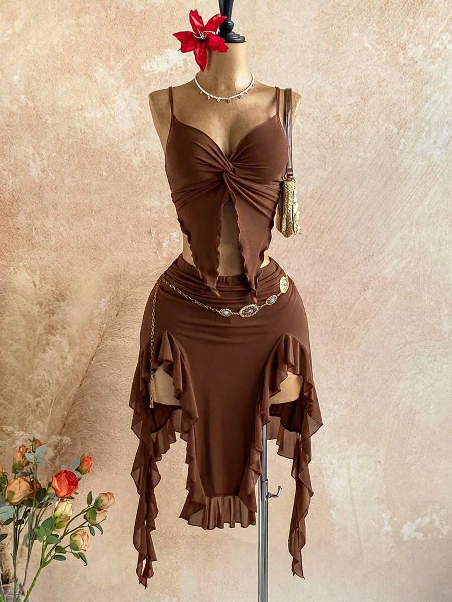 Soleia 两件套女士纯色扭结吊带背心和不对称下摆半身裙套装 - 咖啡棕 - 查看 1