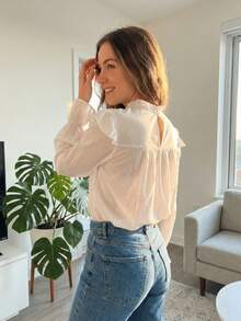 Ticali Top Elegante De Manga Farol Con Acabado De Ribete Fruncido Y Cuello Victoriano C8072 - Blanco - Ver 3
