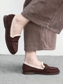 CUCCOO BIZCHIC Women's Casual Commuter Patchwork Faux Fur Slip-On Loafers - Coffee Brown - View 3