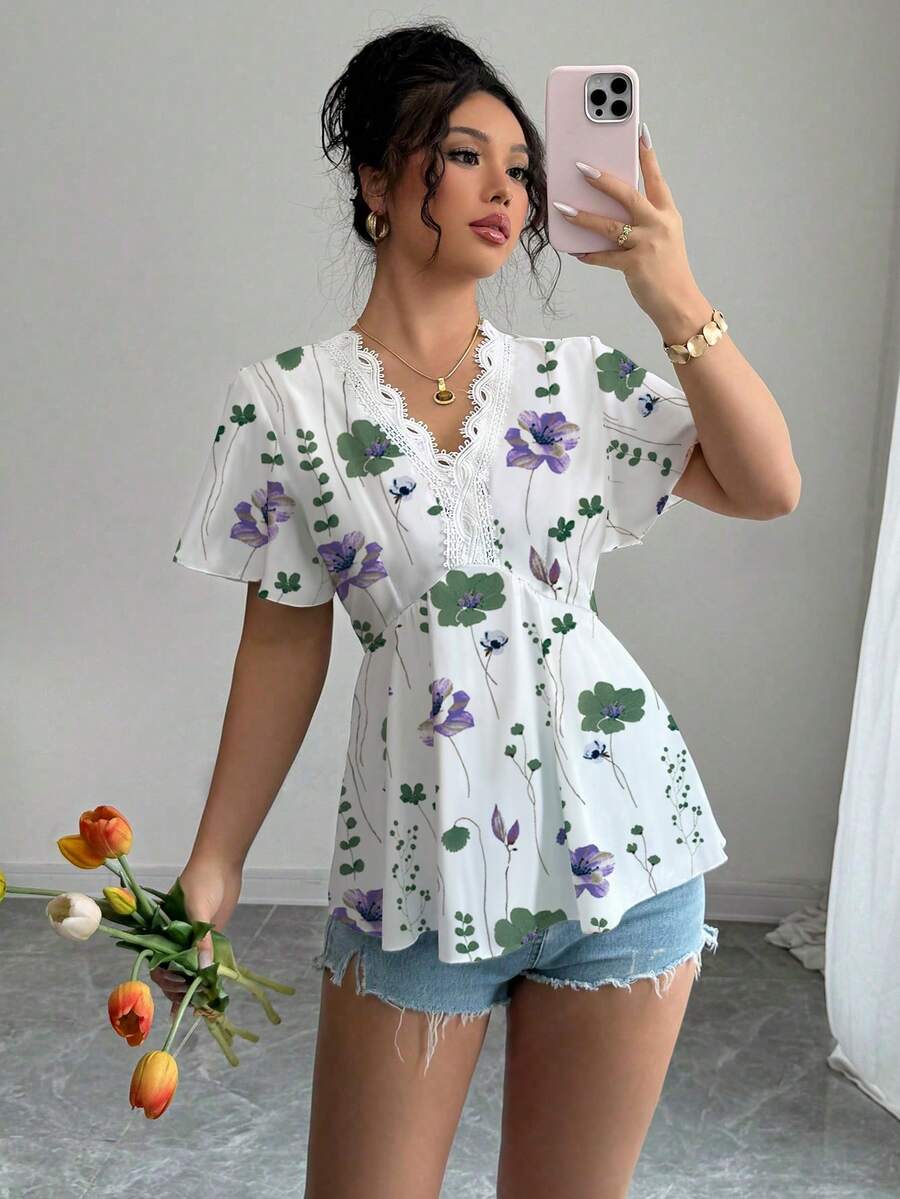 Elenzga Áo kiểu nữ thanh lịch, thời trang, phù hợp đi làm, thoải mái, tay ngắn, cổ chữ V, có bèo nhún, phối ren và in họa tiết (Họa tiết ngẫu nhiên) - Màu tím - Xem 1