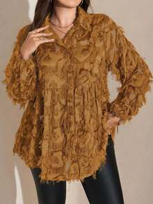 SHEIN LUNE 大码女式半透明羽毛流苏设计激光切割雪纺休闲宽松衬衫，适合派对、户外活动、感恩节、新年、冬季、圣诞节、生日、新年夜外出、度假、派对等场合。 - 棕色 - 查看 4