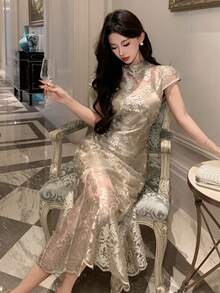 DAZY 女士优雅蕾丝全印花立领中长连衣裙，夏季复活节长款连衣裙 - 杏色 - 查看 4