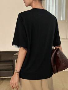 DAZY 女士圆领蕾丝拼接袖口宽松套头衫休闲优雅T恤 - 黑色 - 查看 4