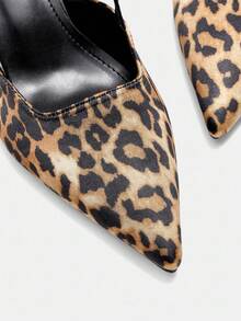 CUCCOO CURVES Women's Pointed Toe Buckle Design Everyday Versatile Fashion Wide Fit High Heels Valentine's Day - Multicolor - View 8