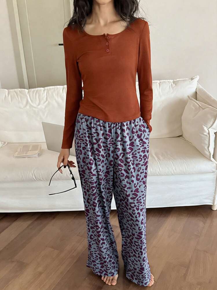 2pcs Women's Sleepwear Set: Red Fitted Top & Leopard Print Pajama Pants