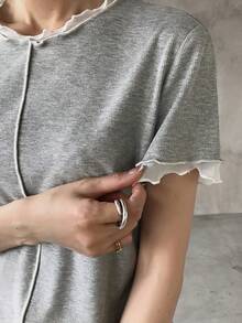 FRIFUL Áo thun nữ tay ngắn cổ tròn màu xám và trắng - Xám - Xem 8