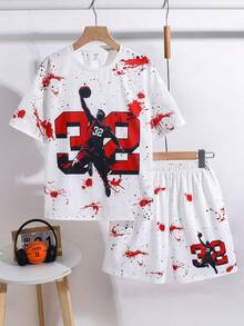 SHEIN Bộ 2 món thể thao thường ngày cho bé trai, kiểu dáng rộng rãi, họa tiết graffiti đường phố với 32 chữ cái và số, gồm áo thun ngắn tay và quần short, thích hợp cho các hoạt động ngoài trời, đi học, phong cách đường phố, tiệc tùng và giải trí, giá cả phải chăng, phù hợp cho mùa xuân, hè và thu. - Đỏ - Xem 6