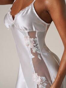 SHEIN BAE 女士花卉刺绣网眼拼接吊带睡裙睡衣裙 - 白色 - 查看 7