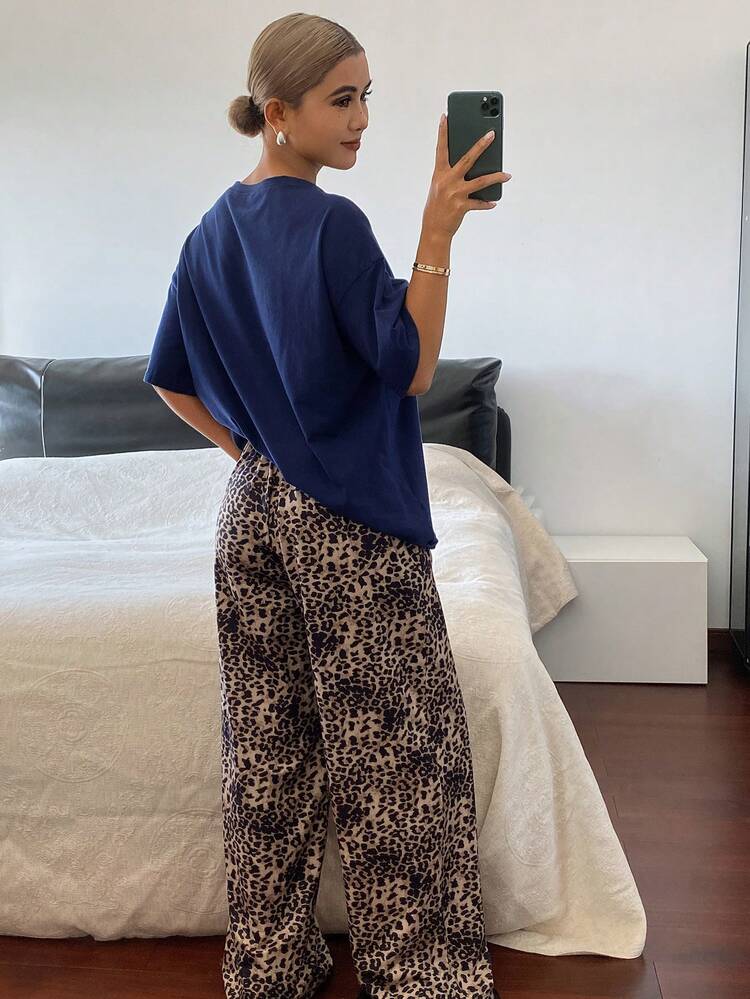 Letter & Heart Print T-Shirt Top Paired With Leopard Print Pajama Pants, Women Sleepwear Set