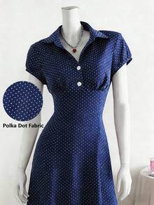 Uhlyne 女士复古V领波点A字连衣裙，修身短袖设计，适合春夏穿着，通勤、约会、派对、感恩节、毕业典礼、婚礼、新年派对等场合，优雅时尚，百搭实用，亦可作为办公室着装。 - 藍色 - 查看 4