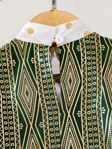 Long Three Quarter Sleeve Young Girl Dress In Green Fabric With Christmas Pattern Fringes - Green - View 6