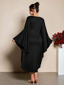 Cravure Elegant Plus Size Black Party Dress With Pearl Details Round Neck Batwing Long Sleeve Asymmetrical Hem Knee Length Bodycon Knitted Fabric - Black - View 2