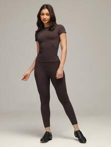 Sigmas Women's Slim Fit Stretch Short-Sleeve Tee Shirt - Coffee Brown - View 5