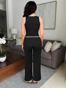 Vavine 2pcs Black & White Contrast Color Elegant Metal Button Sleeveless Lightweight Women Set - Black and White - View 2