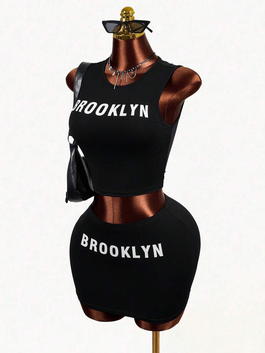 Mistrie Conjunto de 2 piezas de top de tirantes estampado y minifalda para mujer - Blanco y Negro - Ver 1