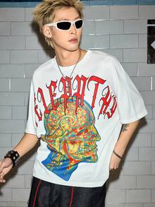 ROMWE MEN Grunge Punk Camiseta de manga de murciélago con cuello redondo y estampado de personaje de moda para verano para hombres - Gris - Ver 2