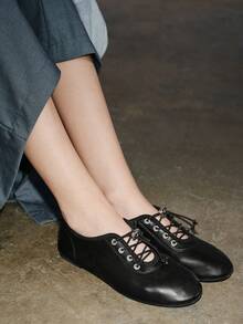 New Women Casual Leather Suede Ballet Flats, Black Lace Up Ballet Shoes, Autumn Winter - Black - View 4