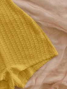 SHEIN PETITE CURVE Plus Size Minimalist Casual Twist Textured Fabric Jumpsuit, Summer Fashion - Yellow - View 5