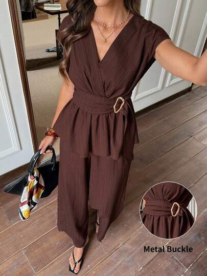 Serisse 2pcs Women Solid Color Minimalist V-Neck Short Sleeve Top And Pants Set,Drop-Shoulder Cap Sleeve Top And Loose-Fitting Trouser Suit,Metal Buckle Waist Belt Design Set,Non-Elastic Wrinkle Textured Fabric, Chocolate Brown Set, Dark Brown Set, Coffee Brown Set,Brown Two Piece Set,Summer Outfits For Women,Summer Clothes,Women's Summer Set ,Elegant And Intellectual Dressing,Pring Outfit Women,Casual, Minimalist, Commute ,Retro French Stylebeach Set,Summer Holiday Outfits,Vacation Outfits For Women Resort