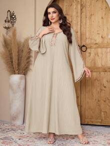 Al Najma Plus Size Women's V-Neck Floral Embellished Flare Sleeve Arabic Traditional Long Dress - Khaki - View 7